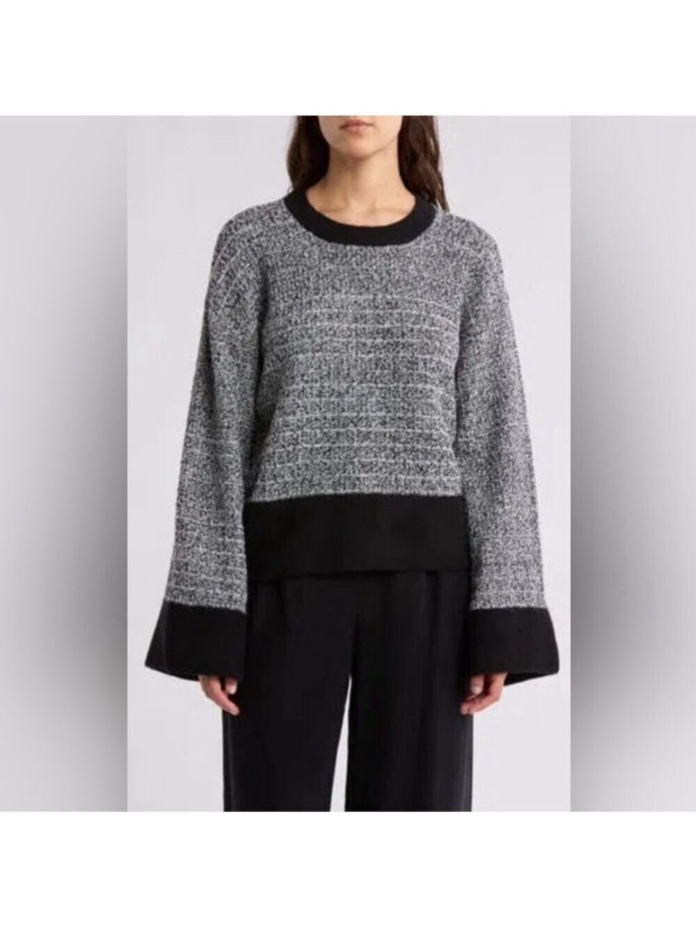 Laundry by Shelli Segal BELL SLEEVE BOUCLÉ SWEATER IN BLACK size large